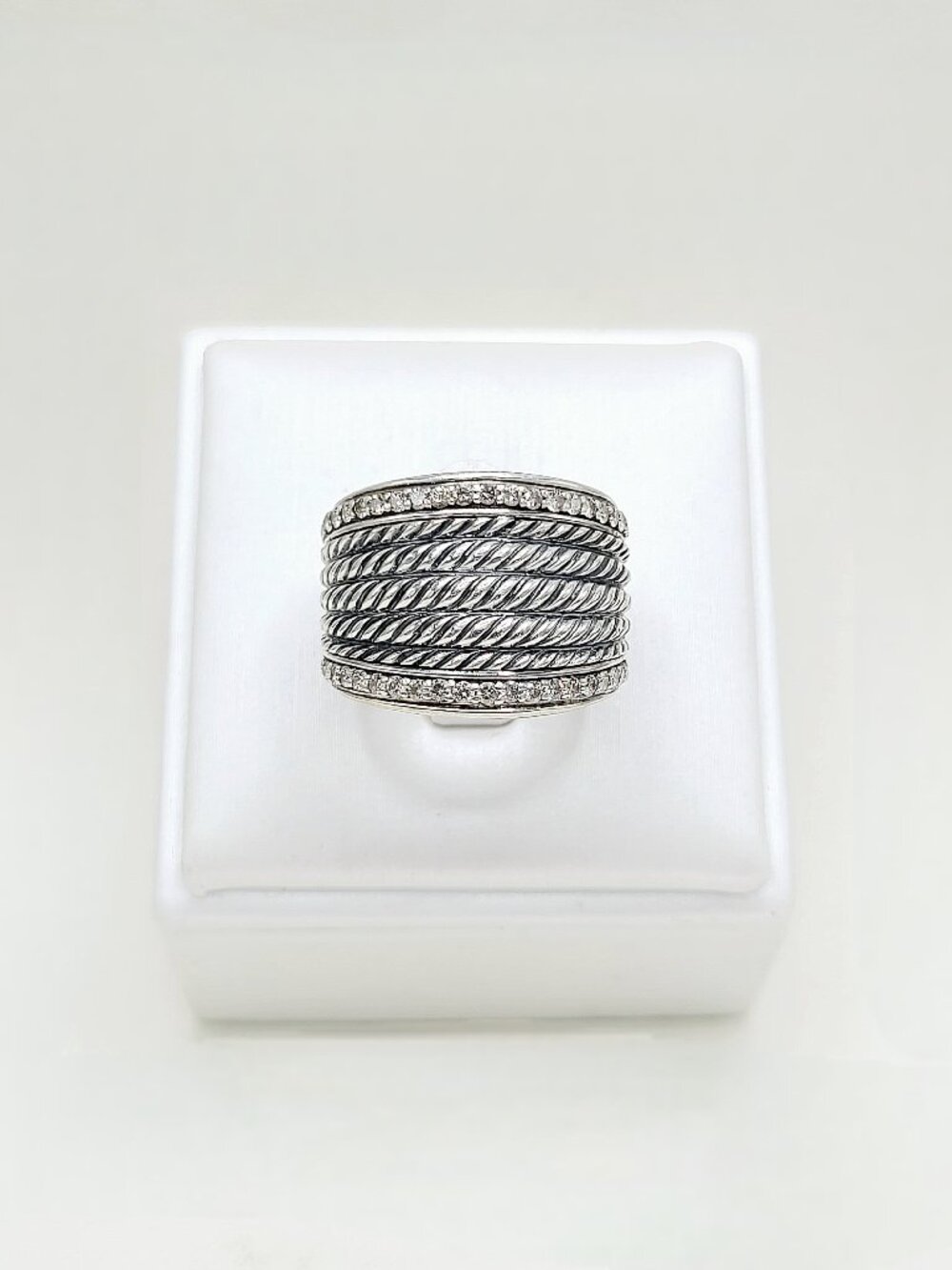 David Yurman Wide Wheaton Band Ring w/ Pavé White Diamonds - 17mm - Size 7